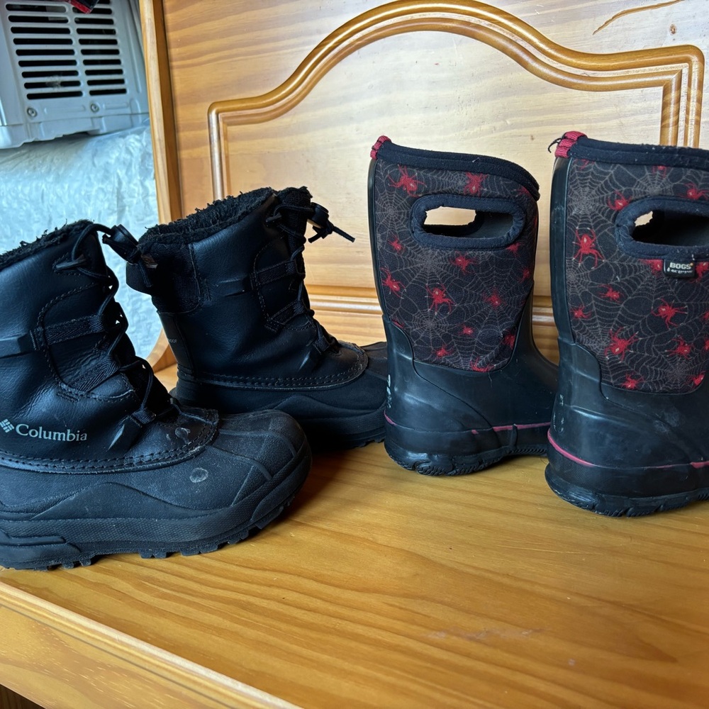 Columbia Black and Red Kids' Winter Boots